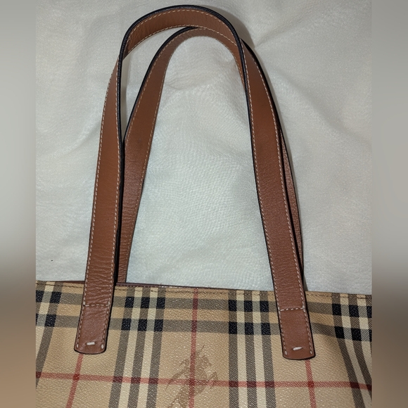 Burberry London Nova Check PVC Leather Haymaker Tote EUC with COA - Picture 4 of 16